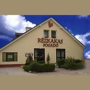 Rezkakas Fogado Bed & Breakfast Zirc Eksteriør bilde
