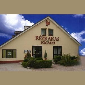 Rezkakas Fogado Bed & Breakfast Zirc Eksteriør bilde