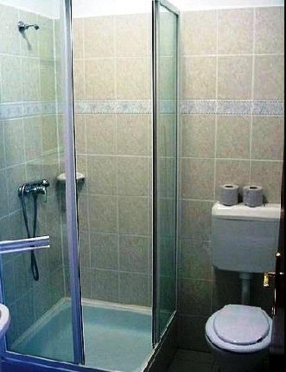 Rezkakas Fogado Bed & Breakfast Zirc Rom bilde