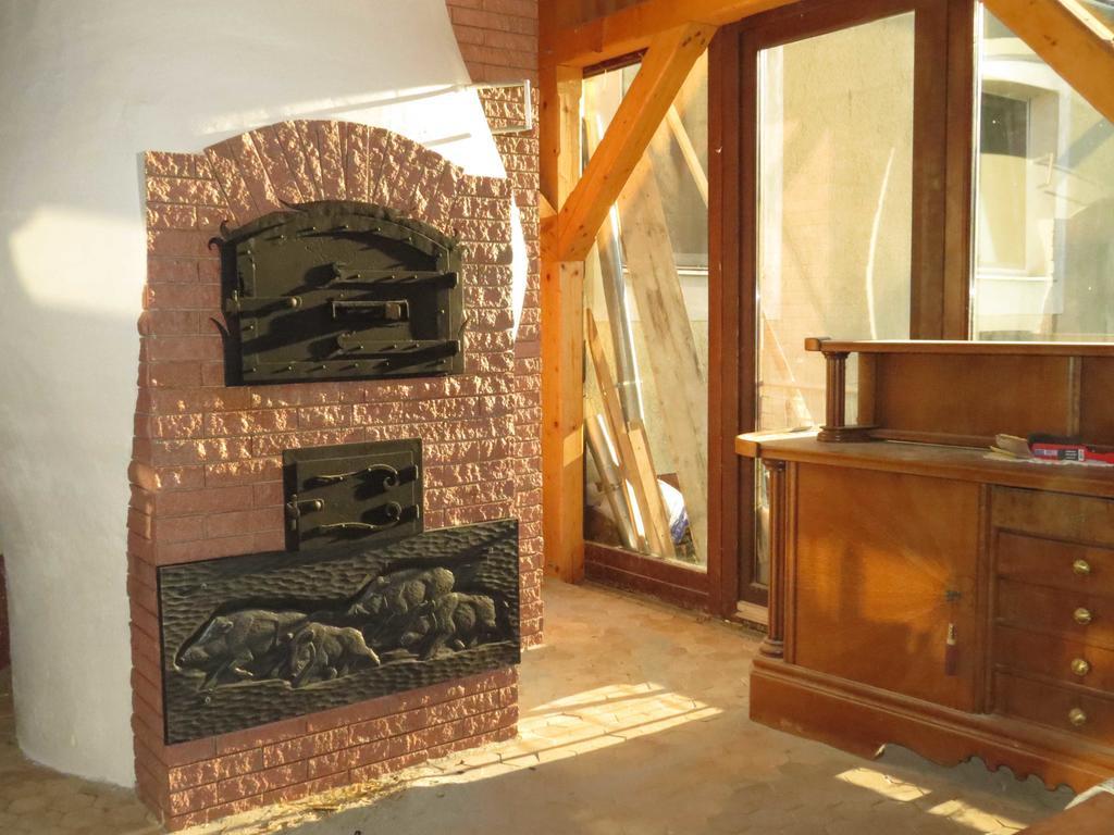 Rezkakas Fogado Bed & Breakfast Zirc Eksteriør bilde